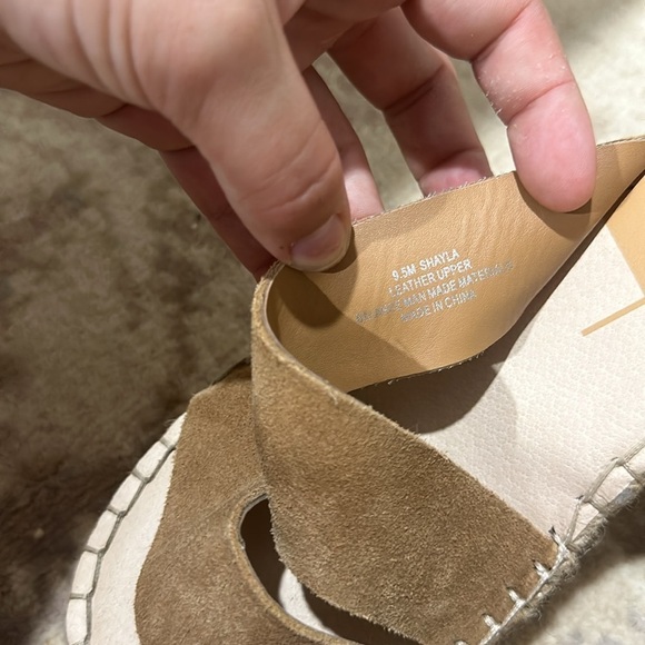 NWOB Dolce Vita Shayla Wedge Sandal Women's Size‎ 9.5 M Saddle Caramel Tan Suede - Picture 8 of 8
